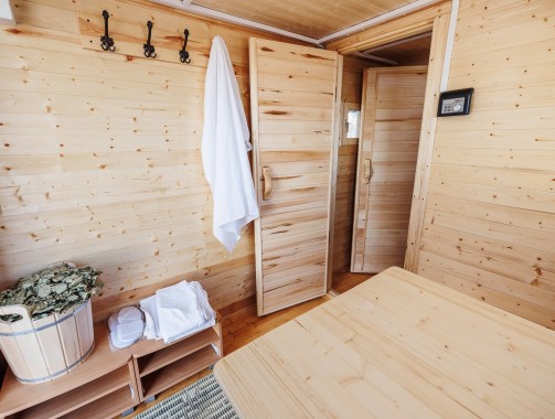 Бани с бассейн