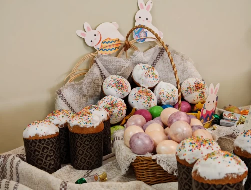 Дорогие друзья! От имени всего коллектива нашего санатория сердечно поздравляем вас со Светлым праздником Пасхи!