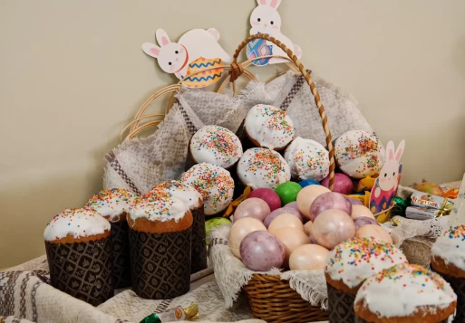 Дорогие друзья! От имени всего коллектива нашего санатория сердечно поздравляем вас со Светлым праздником Пасхи!