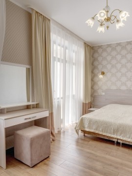 Люкс двухкомнатный 2-х местный 5 корпус