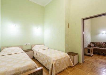 Стандарт двухкомнатный 2-х местный (с балконом)