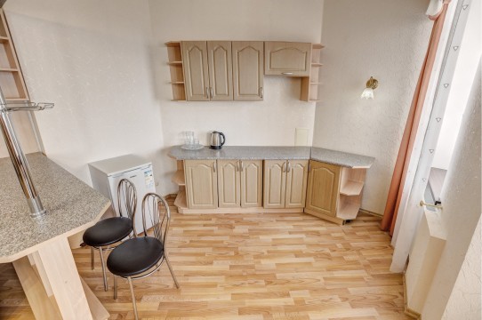 Джуниор Сюит трехкомнатный 2-х местный