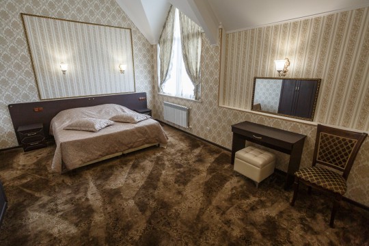 Сюит четырехкомнатный 2-х местный