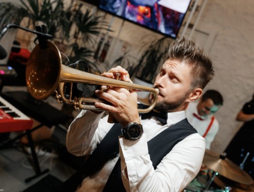 Вечер живой музыки, посвященный Дню матери