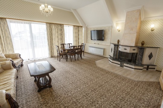 Сюит четырехкомнатный 2-х местный