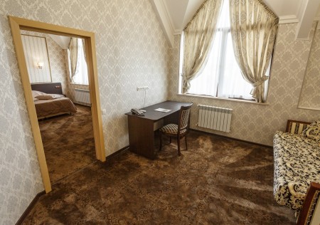 Сюит четырехкомнатный 2-х местный