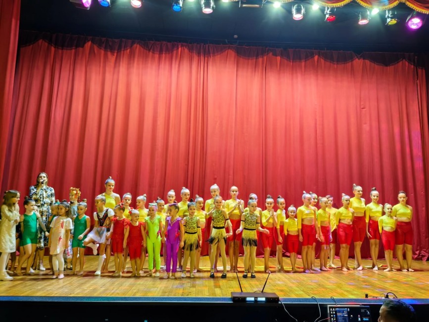 День матери в России