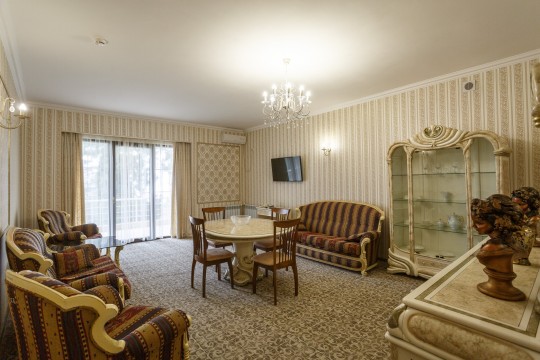 Сюит трехкомнатный 2-х местный