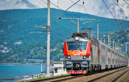 С начала октября «Гранд Сервис Экспресс» назначает дополнительный поезд №573/574 сообщением Симферополь – Адлер, сообщает пресс-служба компании-перевозчика.